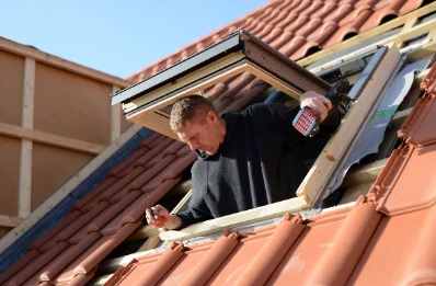 Pose de fenêtres de toit Velux à Sérandon